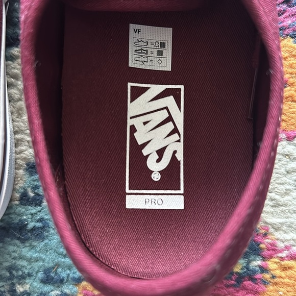 Vans Pro Crimson Suede shoes - Picture 2 of 7